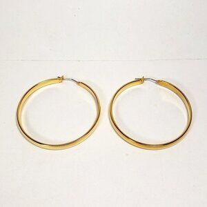 Women's Fashion Gold tone Big Hoop design Earrings - Stylish and Elegant